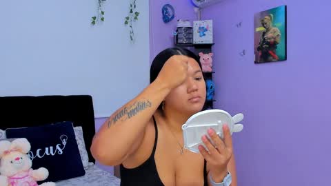 Snapshot of sara_mendez2_ chatting on January 2025 11:32:02 PM Sara Mendez online show from January 2025 11:32:02 PM