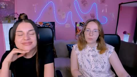Sara online show from June 2026 07:07:01 PM