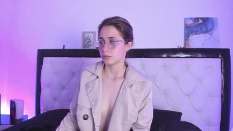 sara_roades online show from November 2025 12:32:01 AM