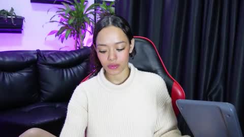 sara  online show from December 2025 02:26:01 PM