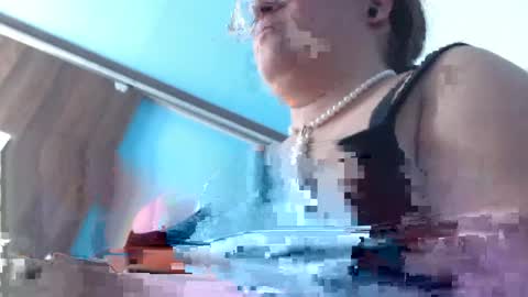 Snapshot of sara_thonson_ chatting on December 2024 05:52:02 AM sara_thonson_ online show from December 2024 05:52:02 AM