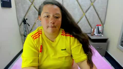 Snapshot of sara_thonson_ chatting on July 2026 06:58:01 PM sara_thonson_ online show from July 2026 06:58:01 PM