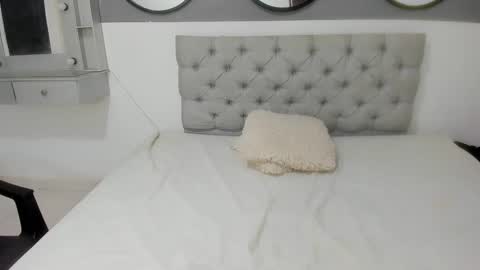 Snapshot of sara_valentina2 chatting on January 2025 06:36:02 PM sara_valentina2 online show from January 2025 06:36:02 PM