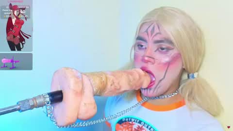 Snapshot of sara_whoredirty chatting on June 2026 09:23:01 AM sara_whoredirty online show from June 2026 09:23:01 AM