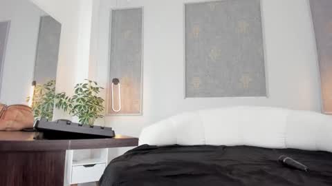 Saraa Gomez online show from March 2026 02:56:02 PM