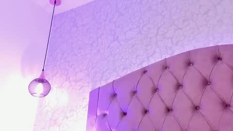Snapshot of saraa_joness_ chatting on May 2026 07:54:02 PM Sara online show from May 2026 07:54:02 PM