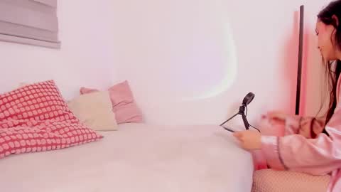 Sarah  online show from February 2026 11:23:01 PM