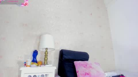 saraacollinss online show from October 2025 08:53:02 PM