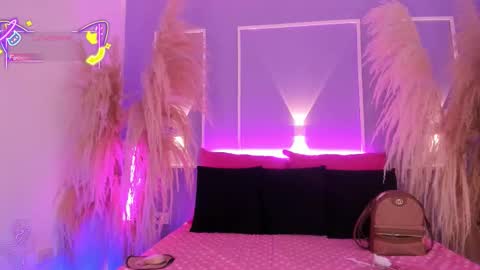 SaraAvila  online show from September 2025 08:56:02 PM