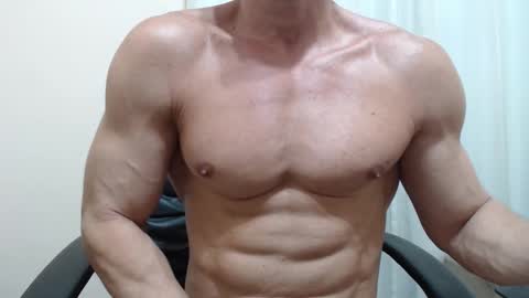 saradorj92 online show from November 2025 09:35:01 AM