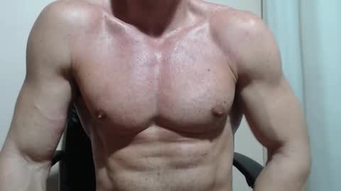 saradorj92 online show from March 2026 03:36:01 AM