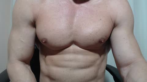 saradorj92 online show from April 2026 01:14:01 AM