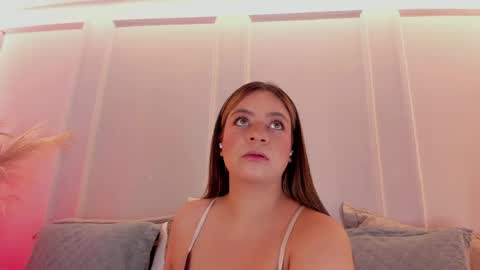 Sarah Bonneth online show from June 2026 11:25:02 AM