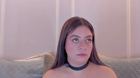 Snapshot of sarah_bonneth chatting on July 2026 11:39:02 AM Sarah Bonneth online show from July 2026 11:39:02 AM