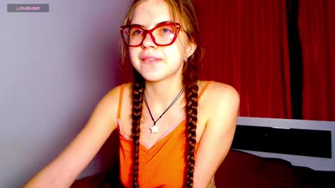 Sarah online show from December 2024 03:44:02 PM