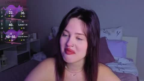 Sarah online show from November 2025 11:37:01 PM