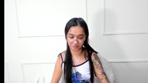 Snapshot of sarah_stone15 chatting on March 2026 04:58:02 PM Sarah online show from March 2026 04:58:02 PM