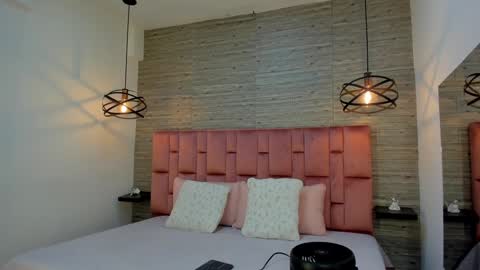 Sarah Deyvis online show from January 2025 08:15:02 PM