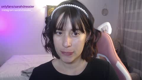 Snapshot of sarahdressler chatting on February 2025 01:43:01 AM sarahdressler online show from February 2025 01:43:01 AM