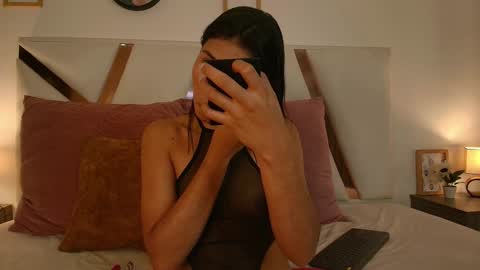 Snapshot of sarahevans__ chatting on January 2025 07:29:01 PM Sarah Evans online show from January 2025 07:29:01 PM