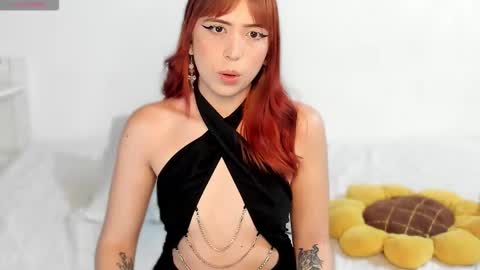 Snapshot of sarahgrant_ chatting on October 2025 03:15:02 AM sarahgrant_ online show from October 2025 03:15:02 AM