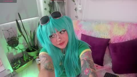 Sarah NEW ACCOUNT online show from May 2026 07:56:01 PM