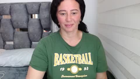 Lia online show from December 2024 10:45:01 PM