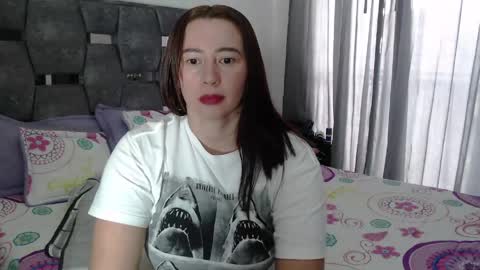 Lia online show from April 2026 03:25:01 PM