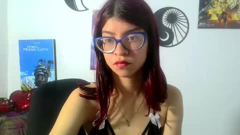 Snapshot of sarahsmitt chatting on January 2025 09:26:02 PM Sarah online show from January 2025 09:26:02 PM