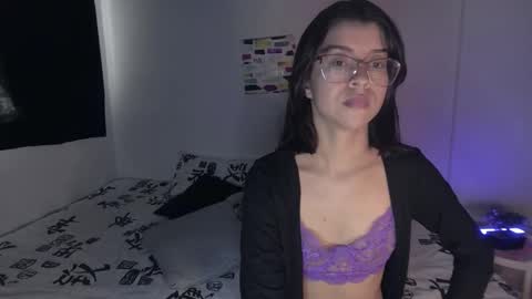 Snapshot of sarahsmitt chatting on October 2025 09:01:01 PM Sarah online show from October 2025 09:01:01 PM