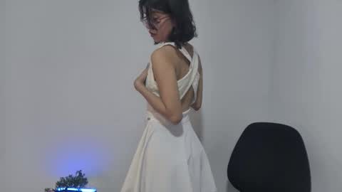 Snapshot of sarahsmitt chatting on October 2025 08:20:01 PM Sarah online show from October 2025 08:20:01 PM