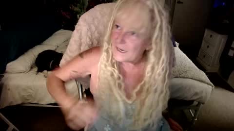    online show from March 2025 12:05:02 PM