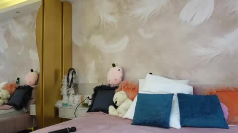 Snapshot of sarajennyfer chatting on May 2026 04:18:01 AM Jenny online show from May 2026 04:18:01 AM