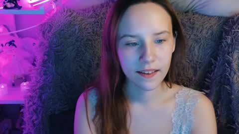 Snapshot of sarakaell chatting on December 2024 01:43:01 AM Sara online show from December 2024 01:43:01 AM