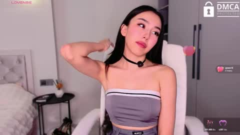 Snapshot of saranmia chatting on September 2025 06:14:01 AM Mia online show from September 2025 06:14:01 AM
