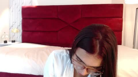 Sara online show from December 2024 07:42:02 PM
