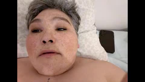 sarastar1986 online show from April 2026 11:00:01 PM