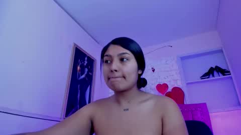 sarastonesx online show from October 2025 10:35:02 AM