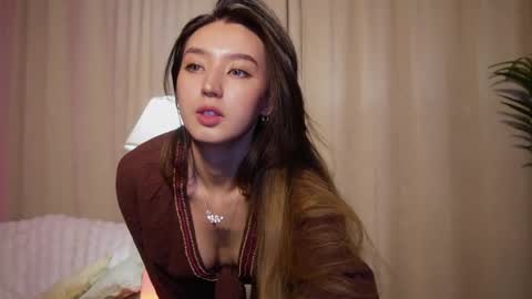 Shara online show from February 2025 01:51:02 PM