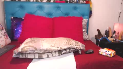 Sara Wills online show from March 2026 02:21:02 PM