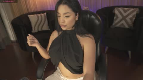 Sara Winstone online show from February 2026 08:54:01 PM