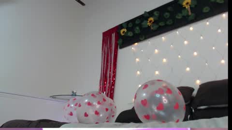 saray__jones online show from February 2025 02:11:02 PM