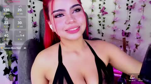 Snapshot of saray__jones chatting on May 2026 05:10:02 PM saray__jones online show from May 2026 05:10:02 PM