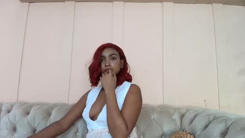 Snapshot of saray_mardez chatting on February 2025 06:34:02 PM Saray Mardez online show from February 2025 06:34:02 PM