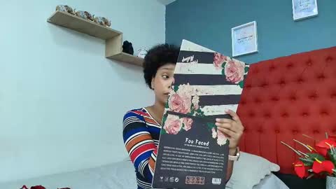 Snapshot of saray_mardez chatting on September 2025 12:15:01 PM Saray Mardez online show from September 2025 12:15:01 PM