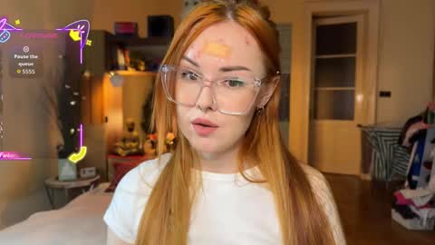 Veronika online show from October 2025 05:46:01 PM