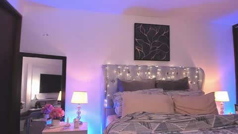 sarha online show from January 2025 11:35:01 AM