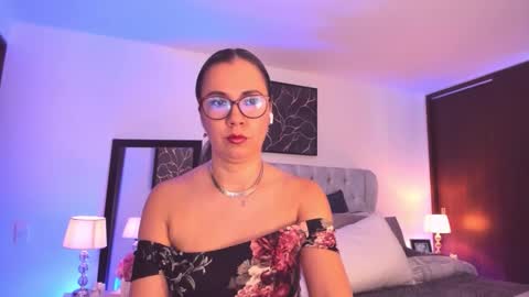 Snapshot of sarhamccormick chatting on February 2026 12:48:02 PM sarha online show from February 2026 12:48:02 PM