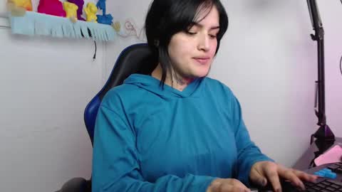 Sari  online show from October 2025 10:13:01 AM