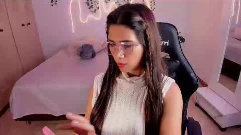Snapshot of sarima420 chatting on October 2025 09:12:02 PM Sarima and Leo online show from October 2025 09:12:02 PM